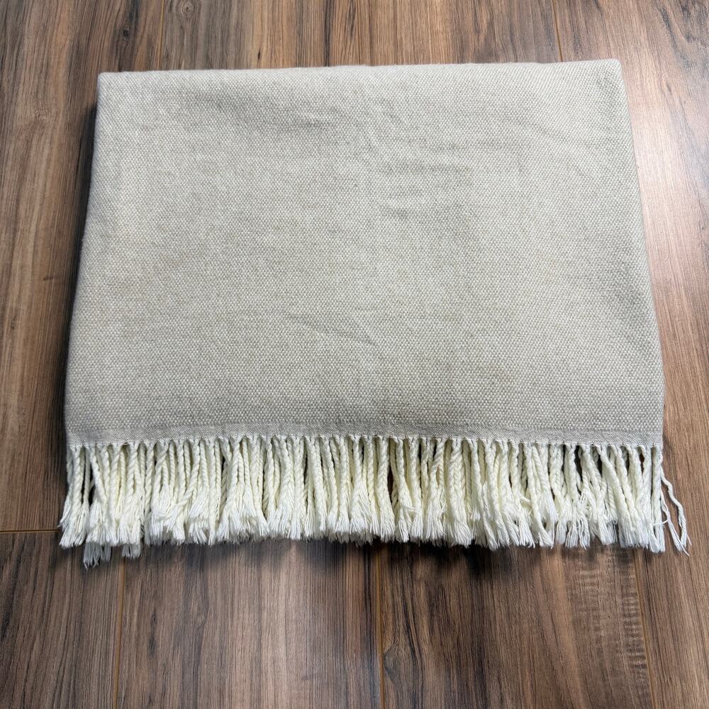 TESSILECHITI Cashmere? Blend 55"x55" Throw Blanket Tan Beige Made In Italy - Picture 2 of 7